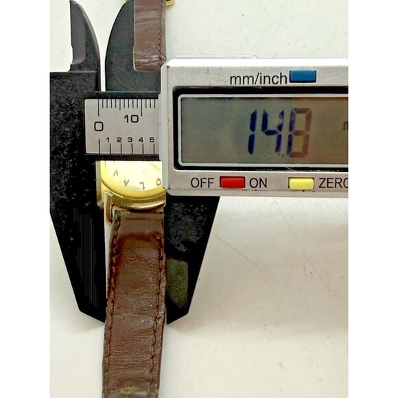 Vtg Samsung Quartz Watch Women's Gold Tone Analog Brown Leather Band EA-059A - Picture 6 of 7